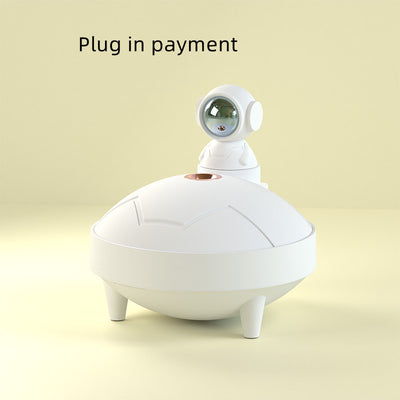 White astronaut sunset lamp humidifier with a 360-degree rotating head and two spray modes, on a light background. - Image 8