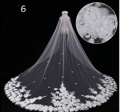 Vestido de Novia Lujo con Cola Larga y Velo de Hada Mágica - Image 7