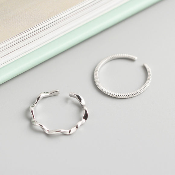 Anillo Minimalista Mobius Efecto Delgado