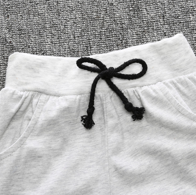 Conjunto Infantil de Dos Piezas con Estampado de Letras - Camisa y Pantalón - Image 7