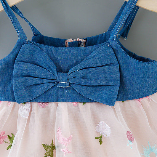 Vestido Infantil Denim con Detalles de Malla y Tirantes - Image 8