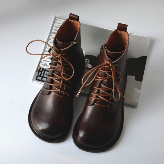 Botas Martin de Cuero con Ocho Ojales - Estilo Robusto y Duradero
