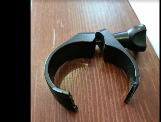 Soporte Multifuncional para Celular en Bicicleta con Cargador, Luz LED y Timbre - Image 2