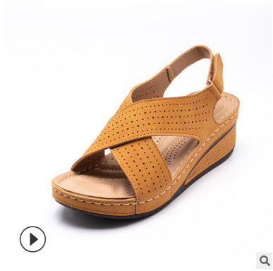 Sandalias Cuña Mujer Verano con Tiras Cruzadas y Diseño Calado - Image 4