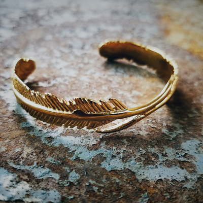Pulsera de Acero Titanio con Diseño de Pluma - Image 5