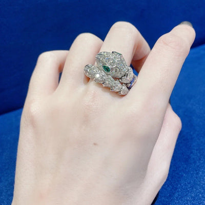 Anillo de Hueso de Serpiente para Mujer - Diseño Moderno y Elegante