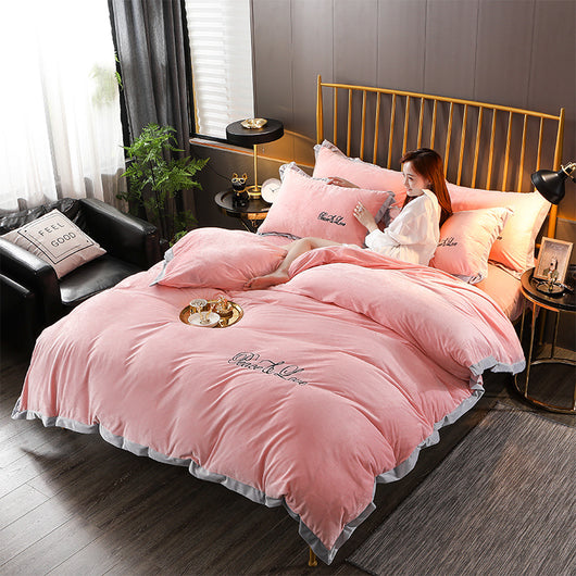 Juego de Cama Cuatro Piezas Terciopelo Cristal con Bordado - Image 25