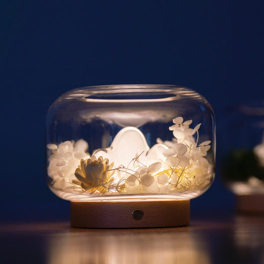 Lámpara Aromática de Cristal Four Seasons - Luz Nocturna Decorativa de Montaña