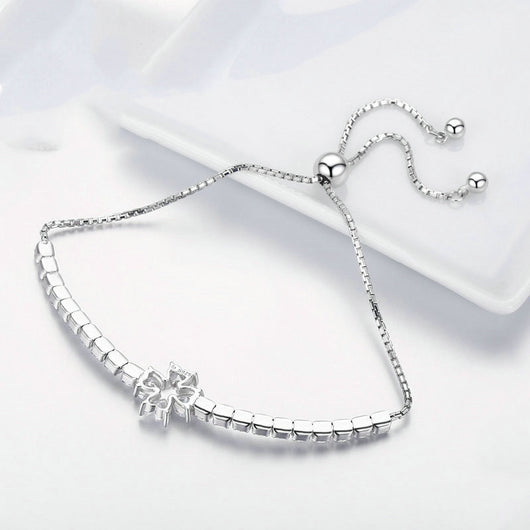 Pulsera de Plata Esterlina con Trébol de Cuatro Hojas