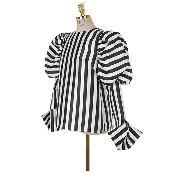 Blusa Cuello Redondo con Diseño Linterna