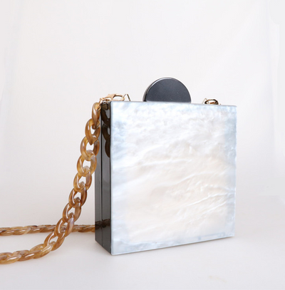 Bolso Vintage Cosido a Mano - Cartera Acrílica Cuadrada Pequeña para Eventos - Image 4