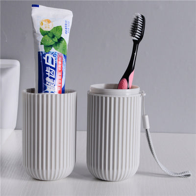Estuche Portátil para Cepillo de Dientes con Kit de Viaje - Image 5