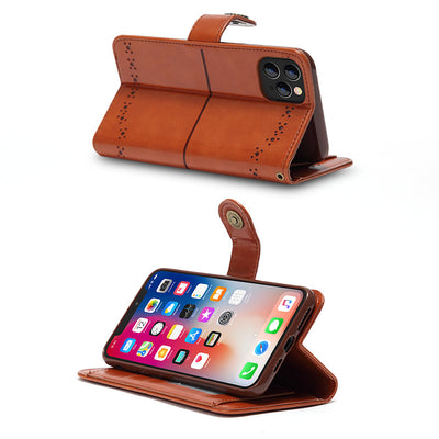 Funda Protectora para iPhone con Soporte de Tarjetas y Diseño Creativo - Image 3