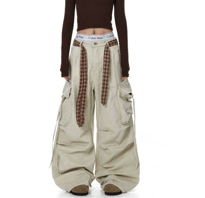 Pantalones Rectos Anchos a Cuadros con Cinturón y Detalles Desgastados - Image 4