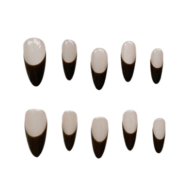 Diseño de Uñas Premium con Acabado Almendra - Image 2