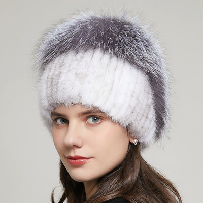 Gorro Tejido de Invierno para Mujer con Pedrería y Pelaje de Zorro