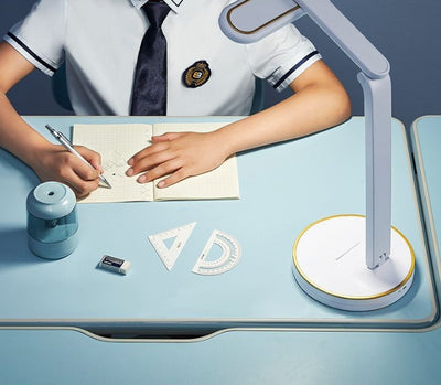 Lámpara de Escritorio Inteligente con Reloj, Carga Inalámbrica y Protección Visual - Image 9