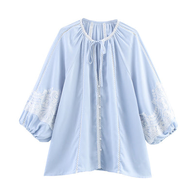 Blusa Elegante con Encaje y Mangas Linterna - Image 5