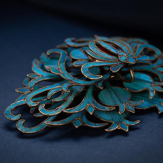Broche Vintage con Flor de Loto Azul y Cierre de Pecho Esmaltado - Image 8