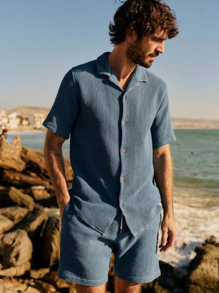Conjunto de Dos Piezas Hombre: Camisa Suelta Waffle y Shorts Cuello Cubano Francés - Image 8