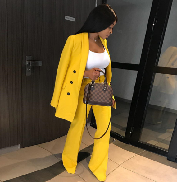 Blazer Amarillo Elegante para Mujer