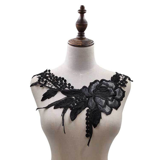 Cuello Bordado Venecia con Lentejuelas y Encaje Floral Aplicado - Image 2