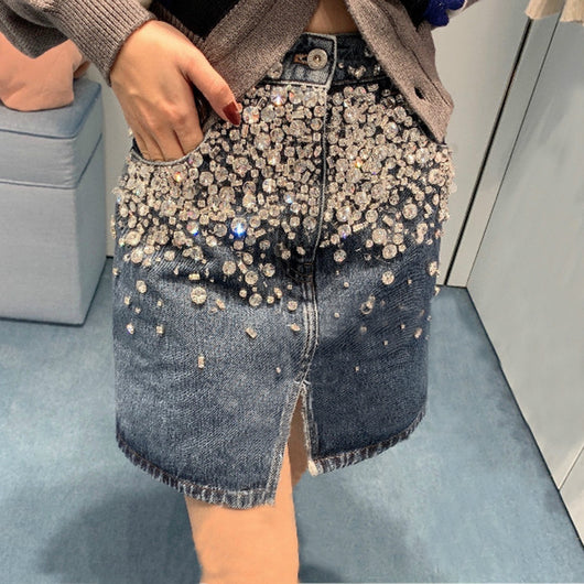 Falda Denim con Abertura Frontal, Perlas y Diamantes - Image 9