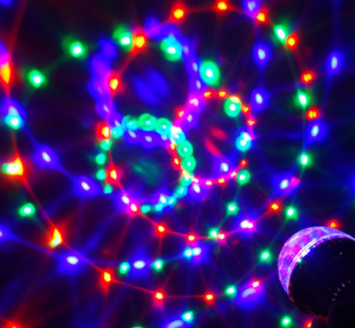 Lámpara Giratoria LED Multicolor - Luces Mágicas de Atmósfera - Image 2