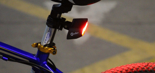 Luz LED Recargable para Bicicleta de Montaña - Image 7