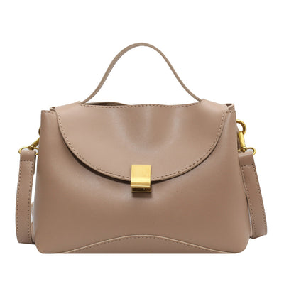 Bolso Bandolera de Cuero con Solapa Asimétrica - Image 2