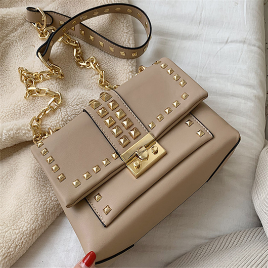 Bolso de Hombro con Cadena y Tachuelas - Image 26