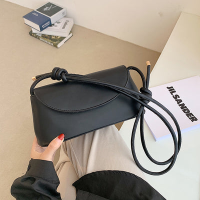 Bolso Axilar de Diseño Exclusivo con Textura PU