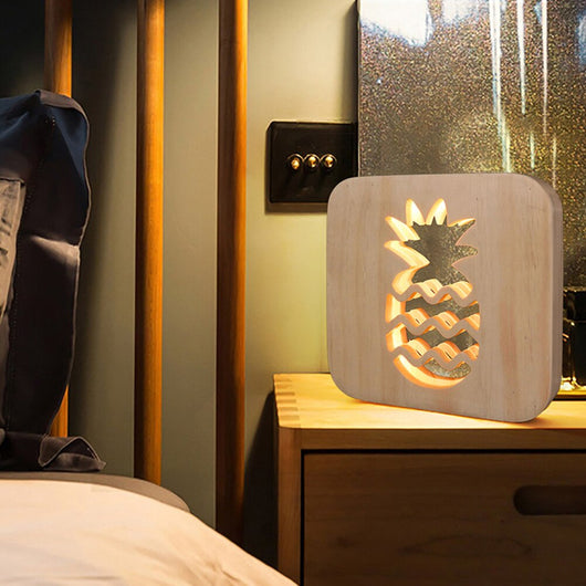 Lámpara Nocturna LED Piña de Madera con USB - Image 3
