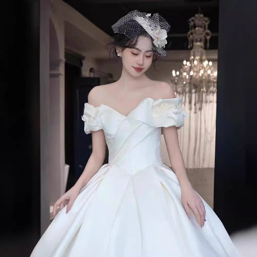 Vestido de Novia Satén Hombros Descubiertos Encaje Francés Elegancia Premium - Image 3
