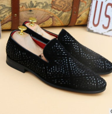 Zapatos Negros con Pinchos y Cristales Brillantes - Image 3