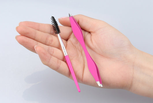 Peine y Clip para Cejas - Herramienta de Grooming Profesional - Image 4