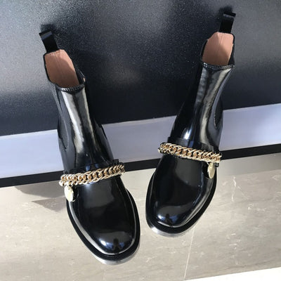 Botas Mujer Tacón Medio con Cadena Metálica y Punta Redonda - Image 24