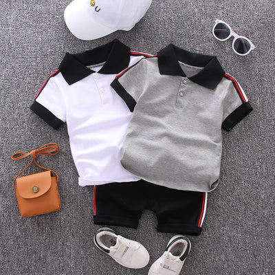 Conjunto de Verano para Niño - Playera y Pantalón Corto Modernos