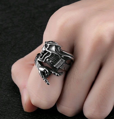 Anillo para Hombre de Acero de Titanio - Calavera, Guitarra y Estilo Rock - Image 8