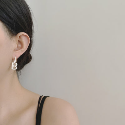 Aretes Letra B Vintage Estilo Cold Wind - Image 9