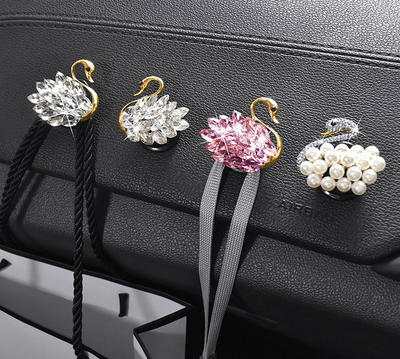 Gancho Decorativo Cisne Diamante para Interior de Auto - Image 10