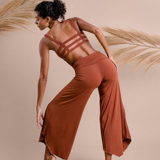 Traje de Yoga Espalda Descubierta con Sostén Integrado - Image 4