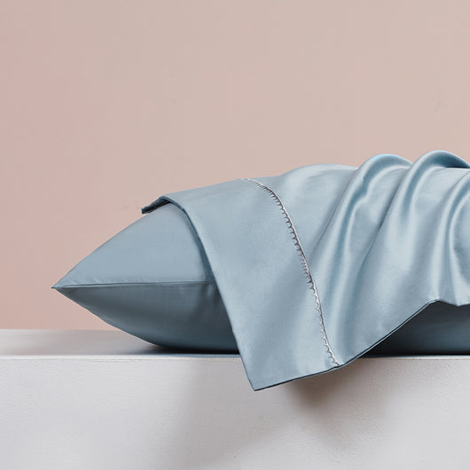 Par de Fundas de Almohada Bordadas con Ácido Hialurónico 60s - Image 3