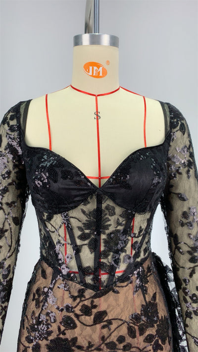 Vestido Ajustado Mini con Cuello Cuadrado y Encaje Espina de Pescado Negro - Image 10