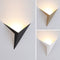 Lámpara de Pared Triangular de Hierro Forjado Artesanal