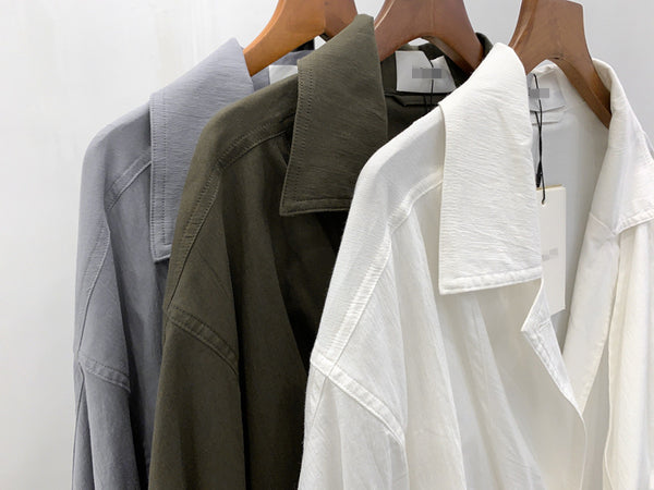 Abrigo Trench Coat con Solapas