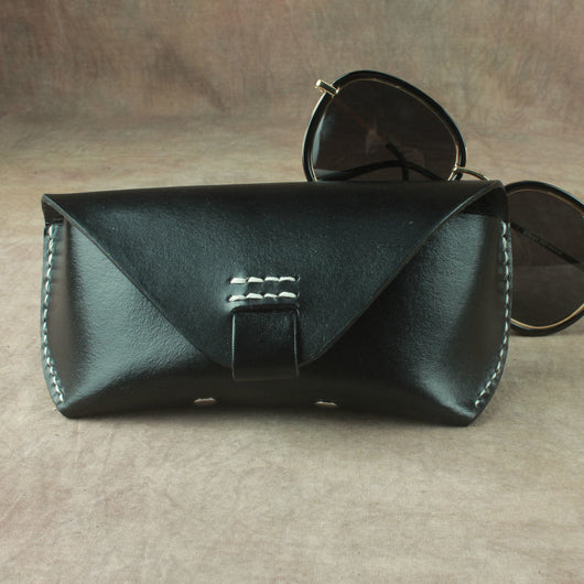 Estuche Artesanal Retro para Gafas de Cuero Genuino con Correa - Image 11