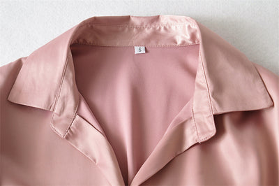 Blusa Ejecutiva con Cintura Anudada y Mangas Globo - Image 17