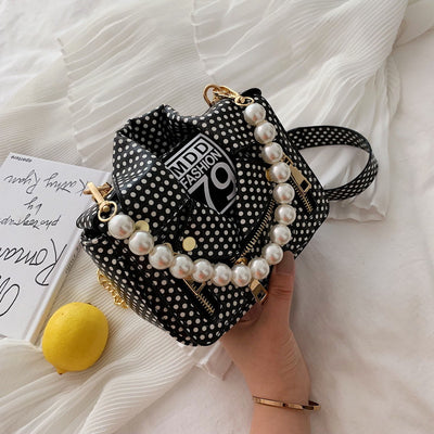 Bolso de Mano Perla Elegante