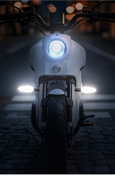 Luces Direccionales LED con Proyección para Motocicleta - Image 18